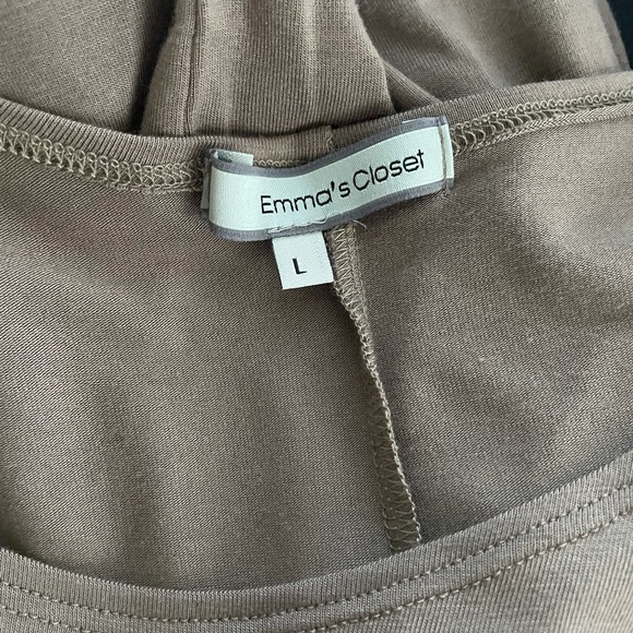 COPY - Large Emma's Closet Boho Top - Picture 5 of 5